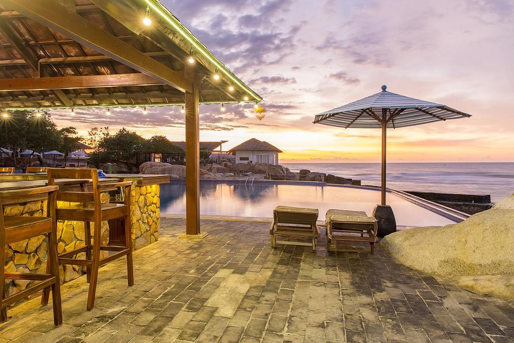 Rock Water Bay Hotel เก้ก่า ภายนอก รูปภาพ