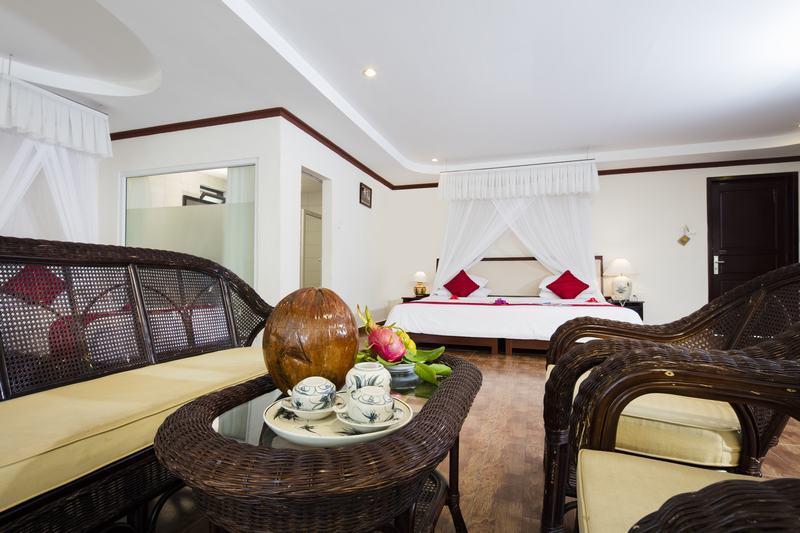 Rock Water Bay Hotel เก้ก่า ภายนอก รูปภาพ