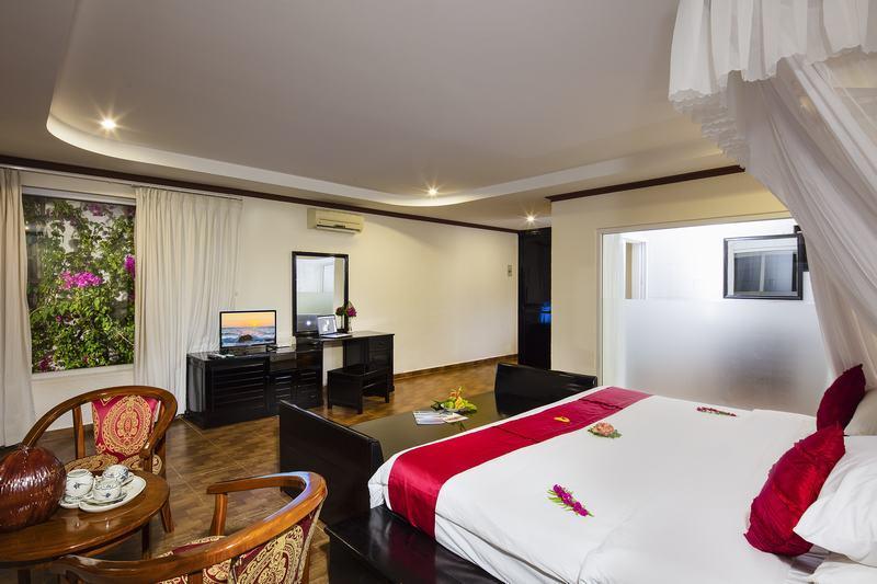 Rock Water Bay Hotel เก้ก่า ภายนอก รูปภาพ