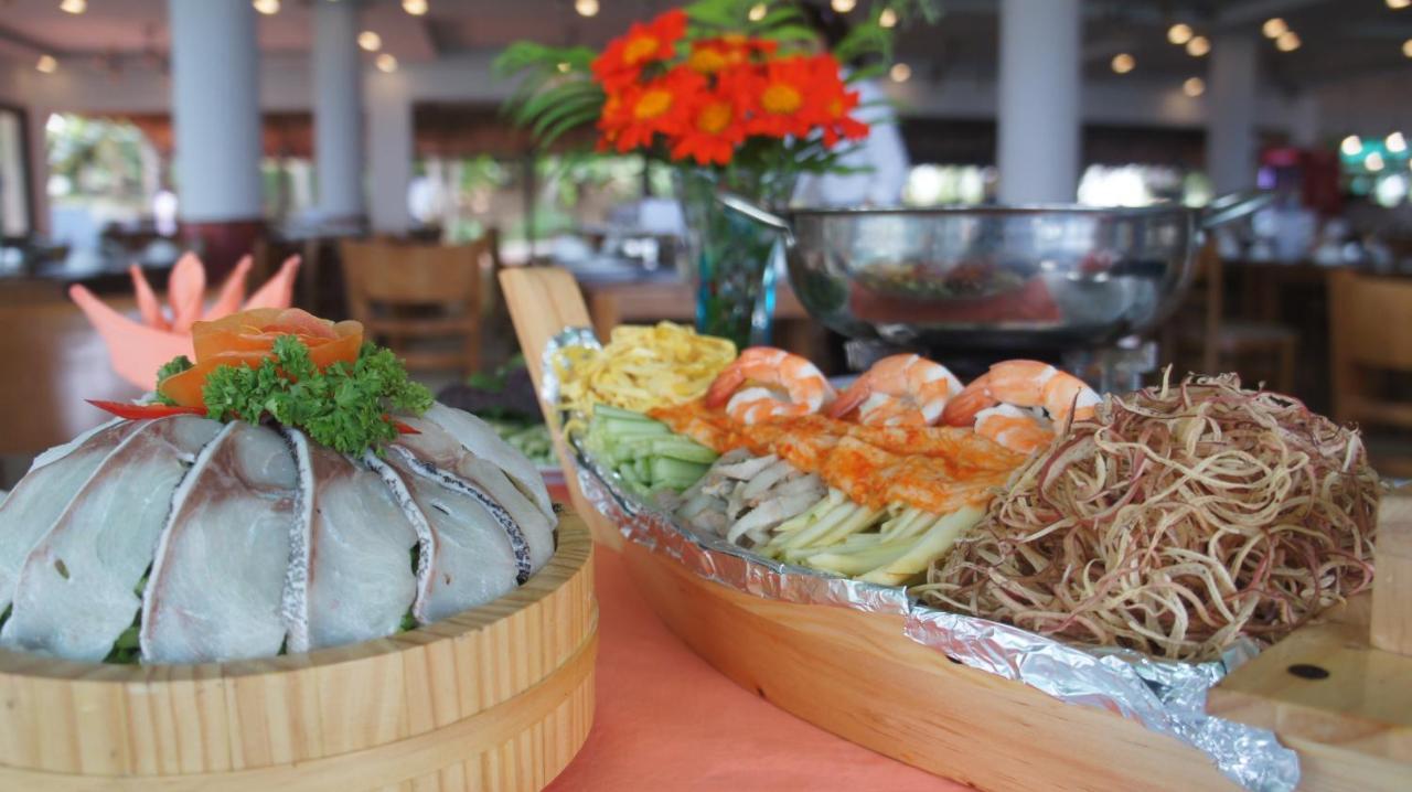 Rock Water Bay Hotel เก้ก่า ภายนอก รูปภาพ